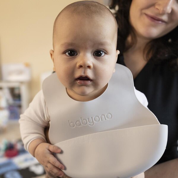 BabyOno soft Bib with adjustable lock Grey - BabyOno