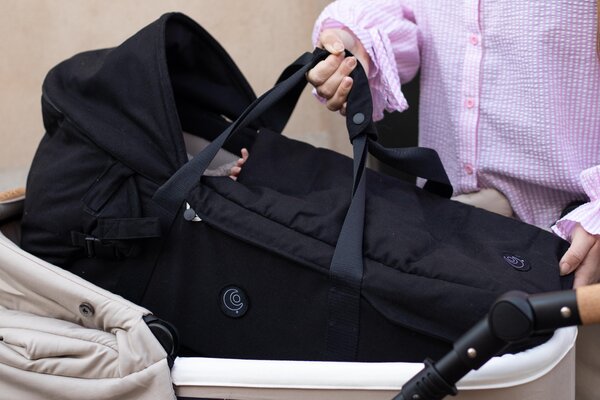 Easygrow Favn 2 Babynest/cot Black - Easygrow